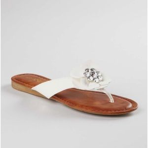 ANNA - Jeffrey Flower Thong Sandal